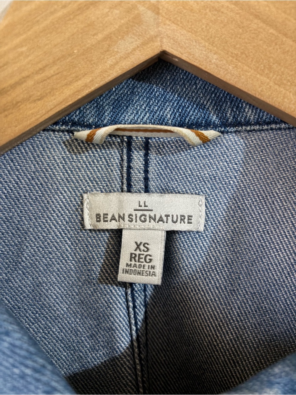 L.L. Bean Signature Denim Chore Shirt Jacket - Size XS - Picture 7 of 9